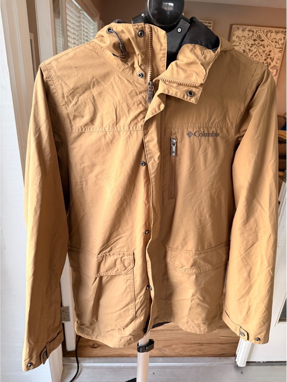Columbia Men's Waterproof Breathable Jacket Size S Tan